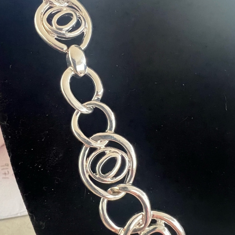 Silver Tone Necklace with Polished Finish